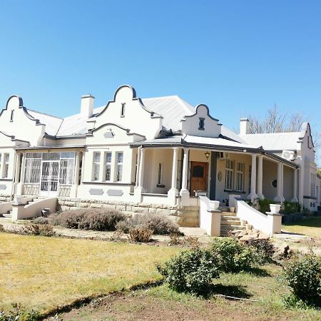 Lucolo Palace B&B อลิวาลนอร์ท ภายนอก รูปภาพ